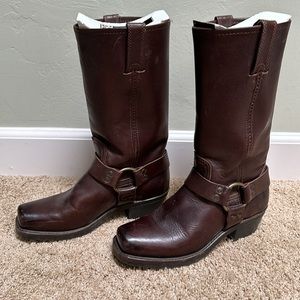 Frye women’s Brown Leather tall boots size 7